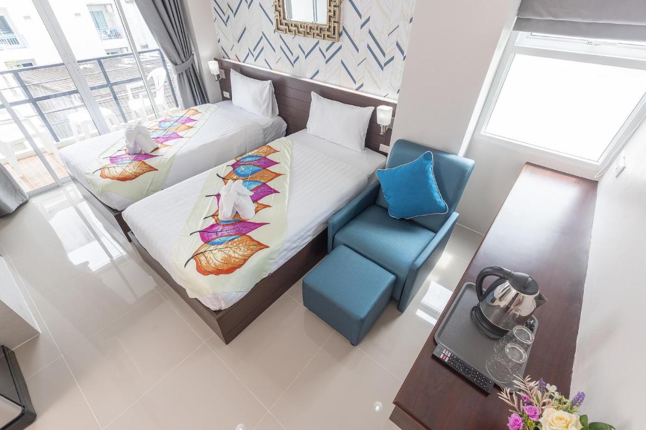The Chic Patong Hotell Exteriör bild